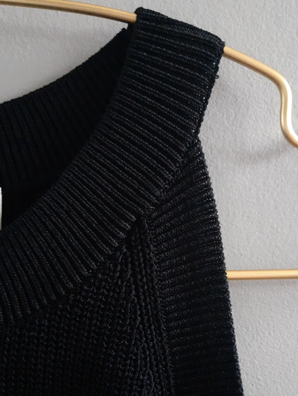 Wilfred Black Ribbed Crewneck Halter Style Sweater Tank - Picture 4 of 5